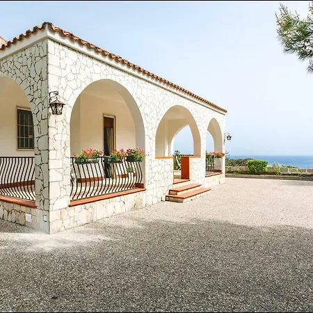 Del Quarzo Villa Plemmirio